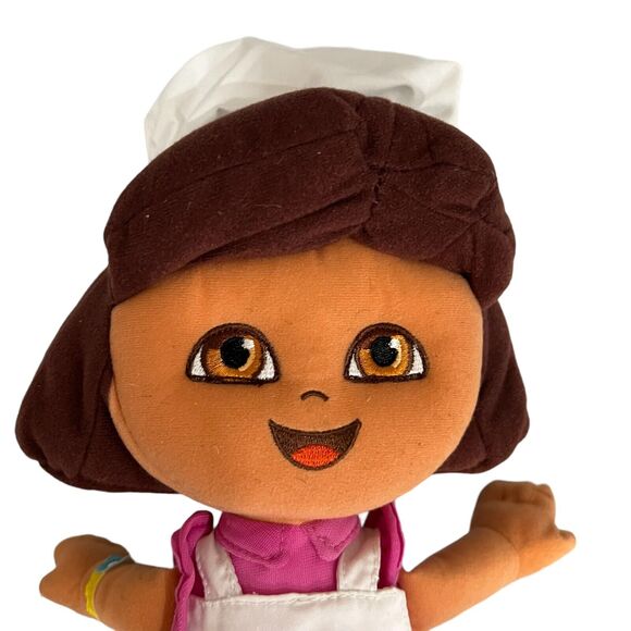 Dora the Explorer Fabric Plush Doll Chef Cook Baker Fisher Price 2005 Mattel - Picture 3 of 7